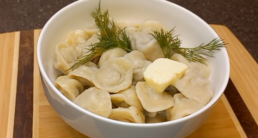 Соя, хрящи и бактерии: что еще нашли эксперты Роскачества в популярных марках пельменей