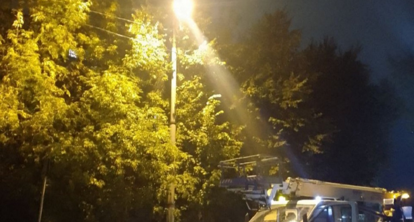 Во Владимире восстанавливают уличное освещение