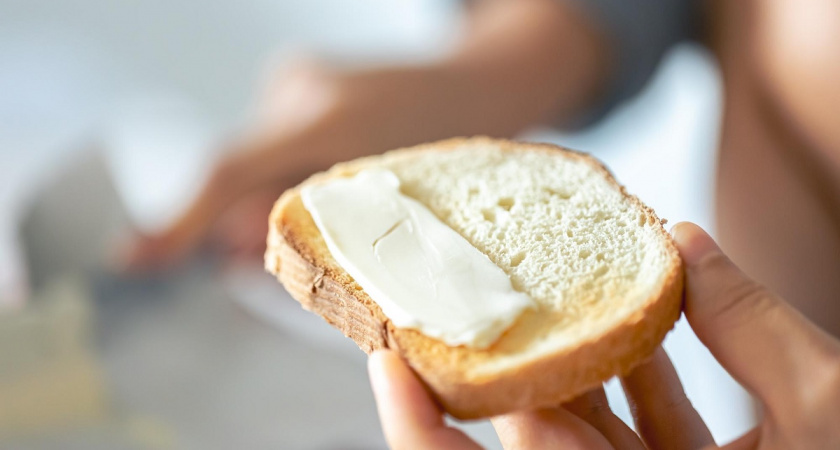 Лучшее сливочное масло по версии Роскачества: только 2 бренда можно покупать спокойно - никакой пальмы