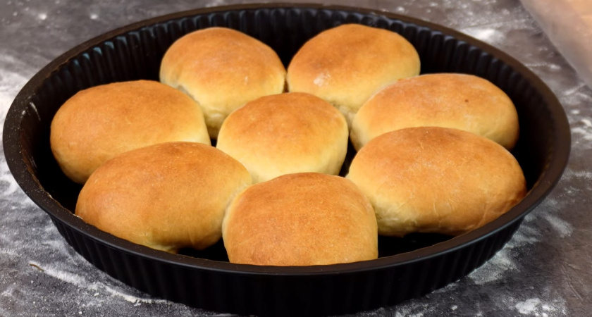 Готовим воздушные пирожки без яиц и молока: простой рецепт с медовой начинкой - пальчики оближешь