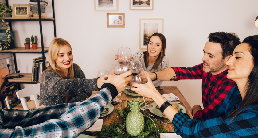 Почему люди приезжают в гости с пустыми руками: реальный случай из жизни и немного философии