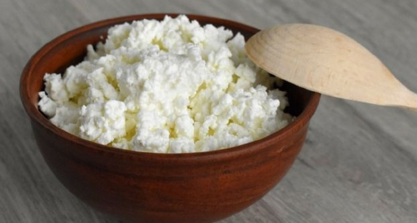 Кишечная палочка и "мясной клей": в Роскачестве советуют не брать эти марки творога - чёрный список