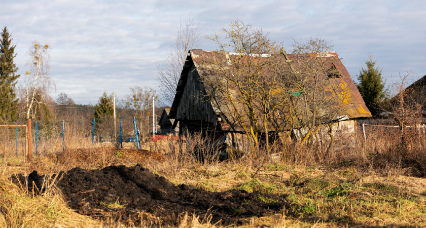 Две деревни в Селивановском районе остались без вывоза мусора из-за чиновников