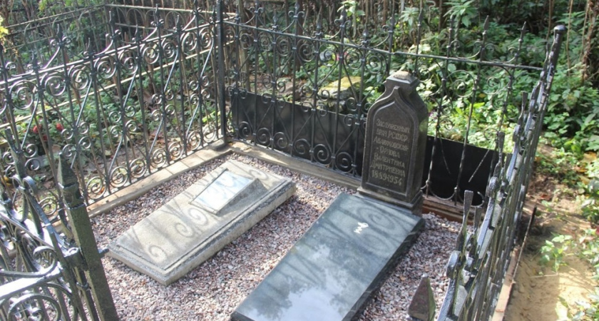 Во Владимире восстановили захоронение легендарного хирурга Орлова