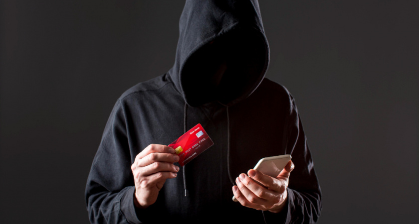 Во Владимирской области мошенник пытался обмануть 87-летнюю женщину