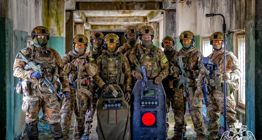 Спецотряд СОБР "Сунгирь" из Владимира отмечает профессиональный праздник