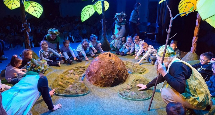 Кукольники из Владимира удивили Чебоксары необычной постановкой