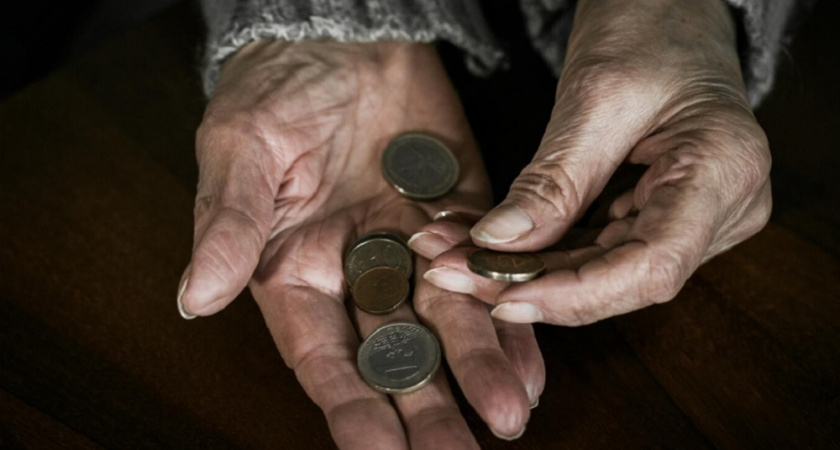 Женщина из Кольчугино обманула пенсионеров на 7,2 млн рублей