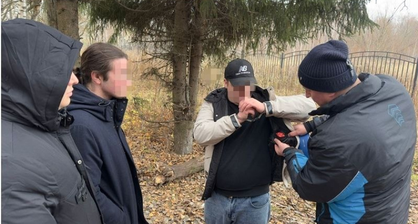 Молодую пару из Гусь-Хрустального поймали с 300 граммами запрещенных веществ