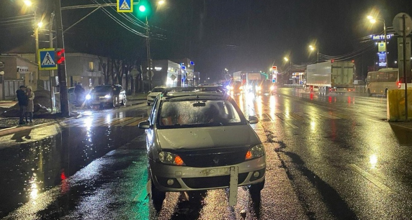 Во Владимире водитель на Subaru сбил ребёнка на пешеходном переходе