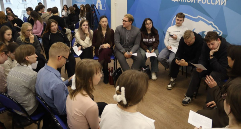 По волнам коммуникаций: «Единая Россия» учит общаться в семье