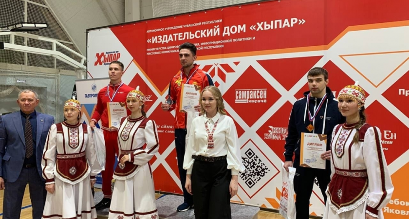 Трое владимирцев взяли награды на всероссийских соревнованиях по гиревому спорту