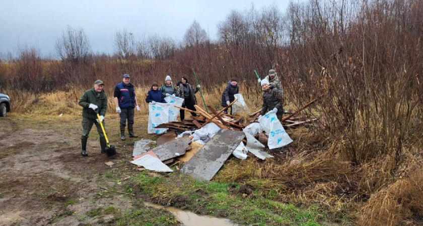 Прокуратура организовала очистку берегов Клязьмы от мусора