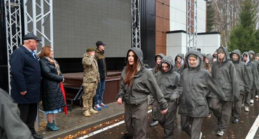 Тысячи школьников Владимирской области пройдут военную подготовку