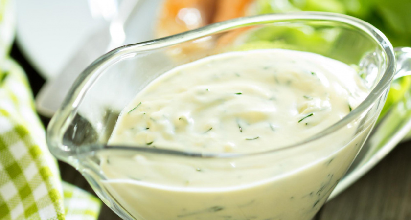 Майонез больше не покупаю, делаю вместо него другую заправку: готовится за 2 минуты, а салаты с ней просто объедение