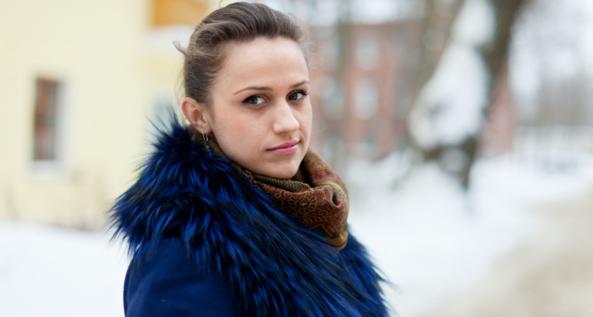 Что носить вместо вязаной шапки: подборка стильных и теплых вариантов для зимнего гардероба