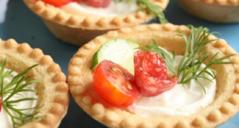 Три простых закуски в тарталетках для новогоднего стола — быстро и вкусно