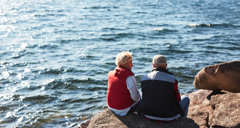 Куда ехать российским пенсионерам на зимовку: 5 идеальных мест с морем и комфортом