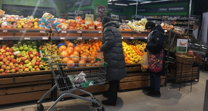 Готовимся к Новому Году без переплат: что выгодно купить до декабря - полный список продуктов