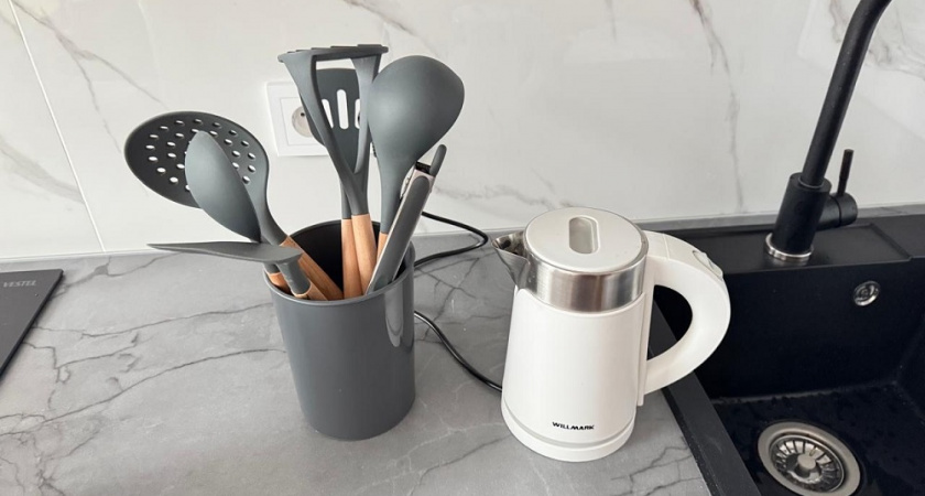 Как осветлить пожелтевший пластик в домашних условиях без хлорки