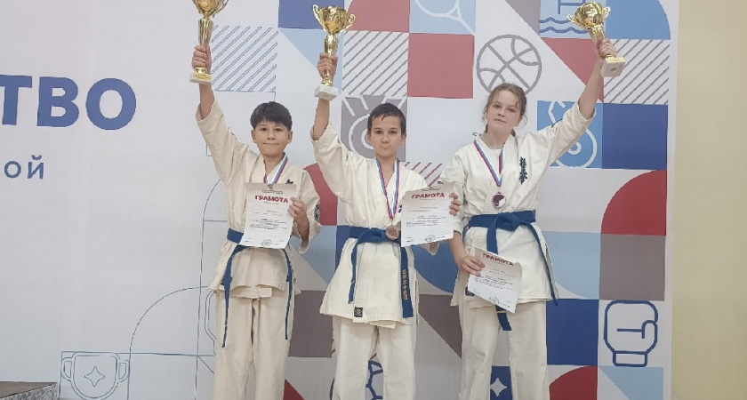 Владимирские киокусинкаисты привезли из Тамбова восемь медалей
