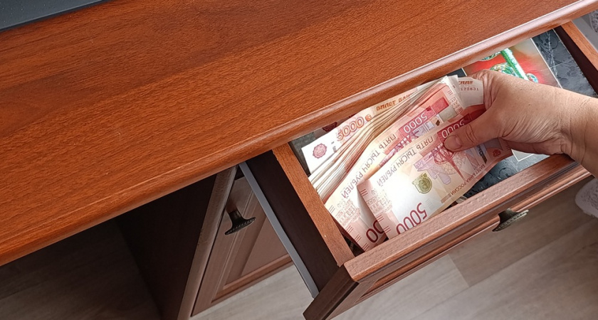 В Вязниках местная жительница украла 120 тысяч рублей у пожилого соседа