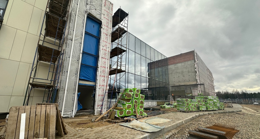 В посёлке Доброград выявили нарушение сроков строительства инфраструктуры 