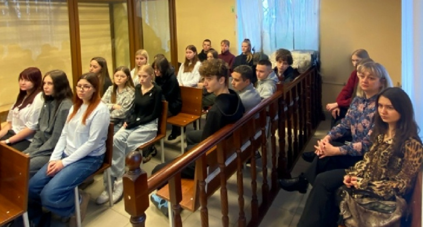 Студенты ВлГУ участвовали в вынесении приговора об угрозе расправой над жизнью