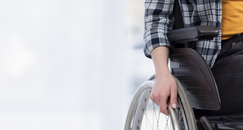 Во Владимире доступны бесплатные перевозки для пожилых и маломобильных жителей