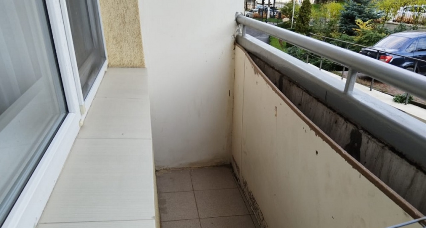 Владельцы квартир с балконами могут лишиться жилья: юрист назвал причину