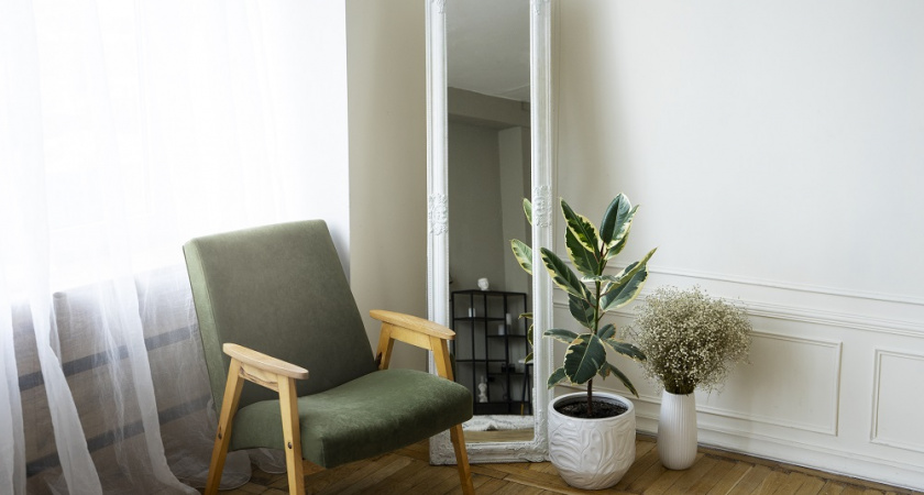 Простой рецепт для идеальной чистоты: как навсегда избавиться от жирных пятен на зеркалах