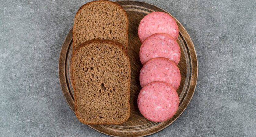 Готовлю домашнюю колбасу в банке по этому рецепту из простых ингредиентов