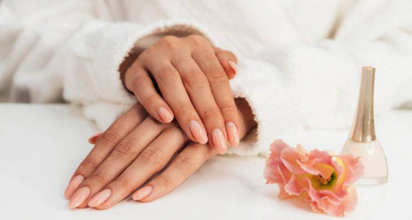 4 вида маникюра женщин, которые кричат о проблемах с самооценкой