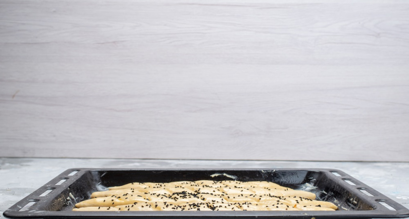 Простые способы очистки противня от засохшего жира — утварь станет как новая