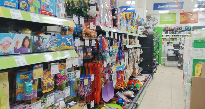 Пока в «Фикс Прайсе» выставляли товары, я прошлась по отделам: вот что нашла
