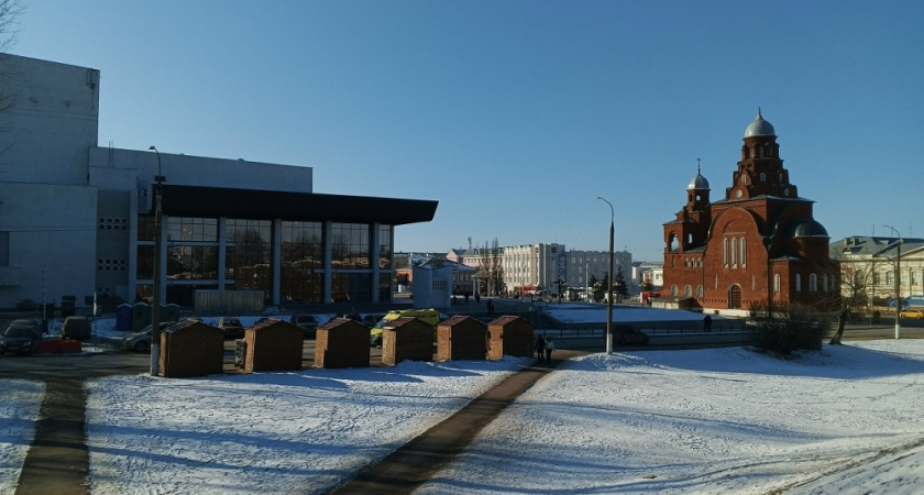 Теплый фронт против арктического холода: какая погода ждёт россиян на этой неделе - новый прогноз по регионам