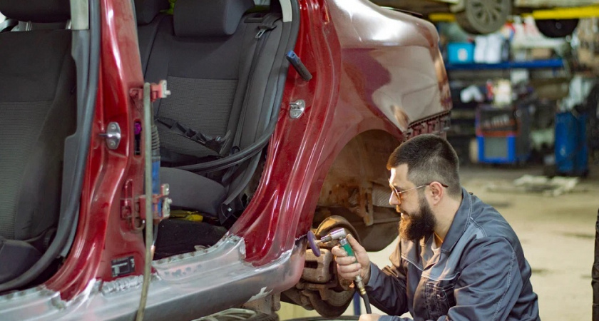 В автосервисе «Кузовной Француз» варят все пороги с гарантией