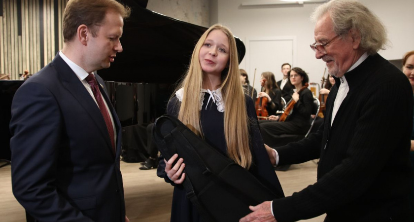 «Единая Россия» — одаренным детям