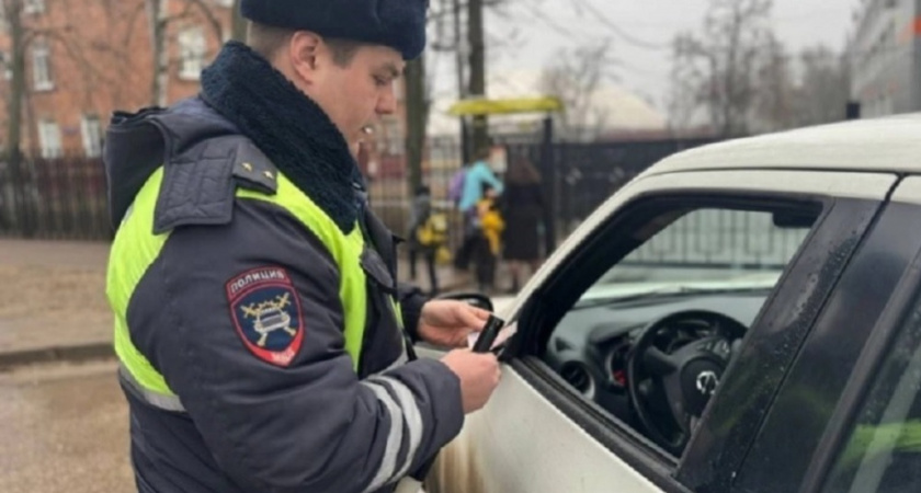 "Как самочувствие, чем болеете?": почему этот вопрос инспектора ДПС может стоить вам прав - поясняет автоюрист