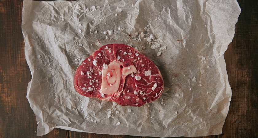 Готовлю мясо в пергаменте к Новому году: просто, сочно и празднично