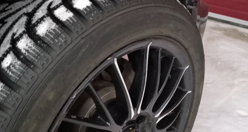3 главных ошибки водителей, из-за которых шипованная резина быстро "лысеет" - запомните раз и навсегда