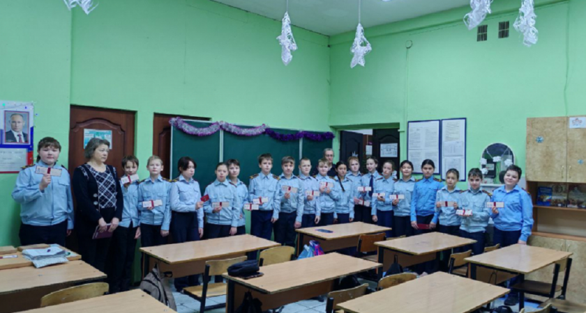 Школьников в Гусь-Хрустальном посвятили в кадеты