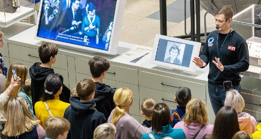 Десять владимирских школьников проведут каникулы в Москве