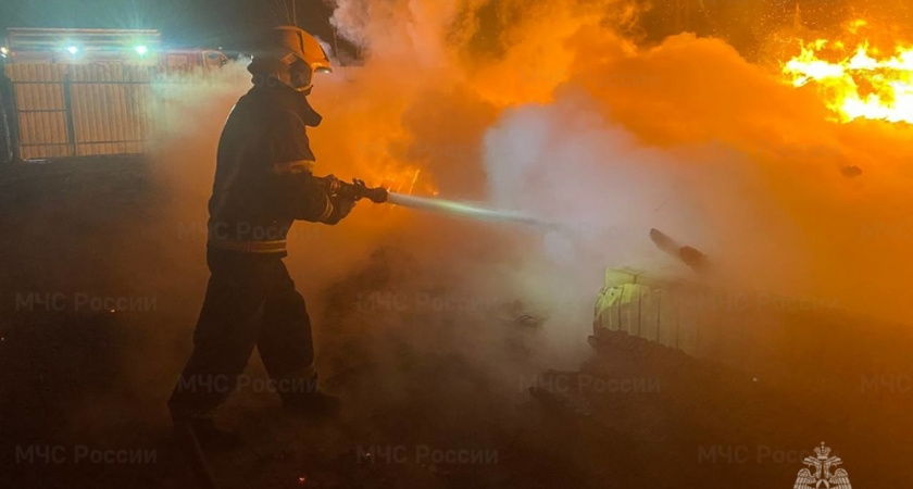 В ночь на 31 декабря в Александровском районе сгорел частный дом