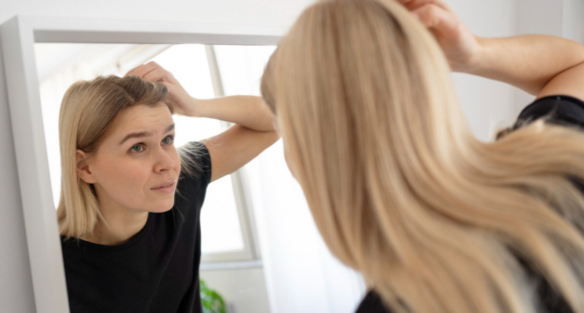 Как просыпаться с объемом на волосах: трюк от парикмахера, который всегда выручает