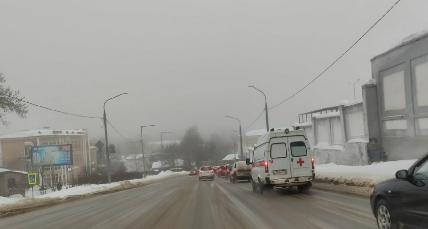 Ловушка для водителей: как пропуск "скорой" может оставить без прав - раскрывают автоюристы