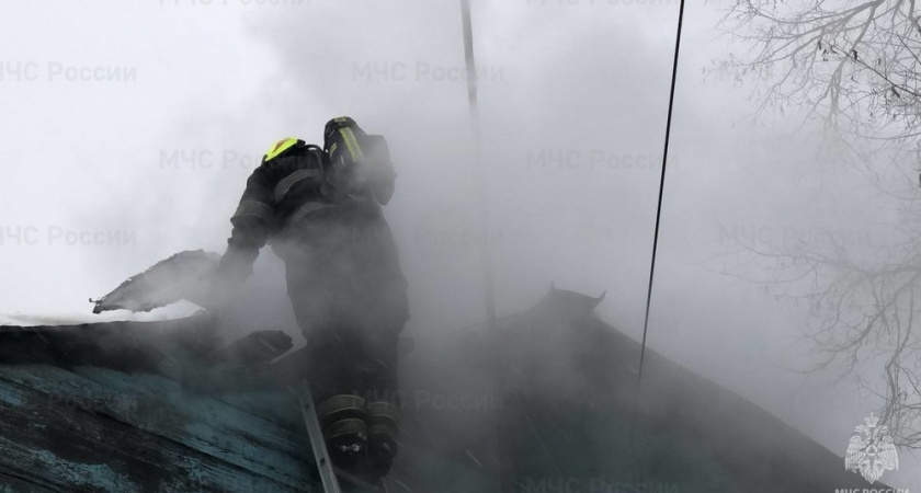 В Муромском районе сгорела пилорама, а в Кольчугине - большой дом