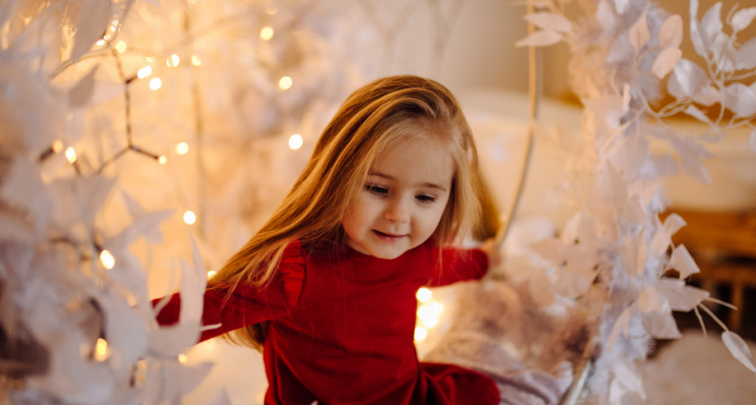 Сила и нежность: какими растут девочки с именем, данным в честь Христа