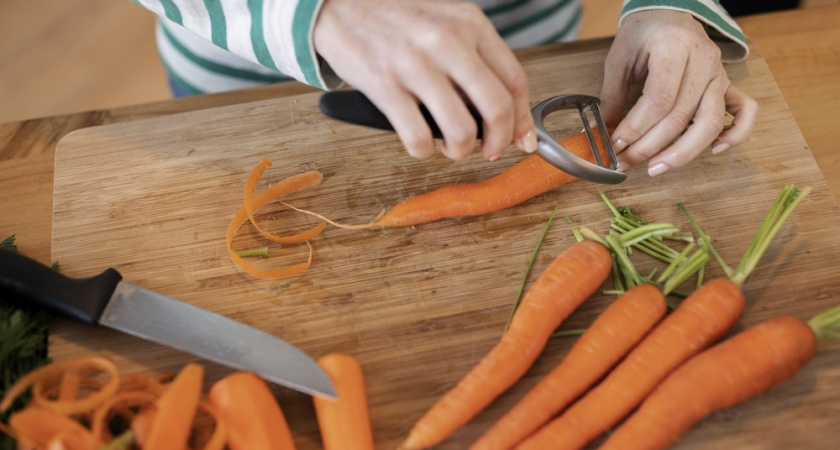 После праздников осталась курица? Показываю, как сделать салат на 5 дней вперед