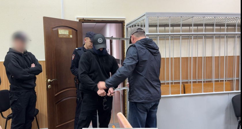 Обвинение требует для экс-мэра Дмитрия Наумова 9 лет колонии и 55 млн штрафа